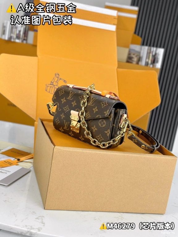 Cheap WEST METIS VUITTON LOUIS POCHETTE EAST 0803